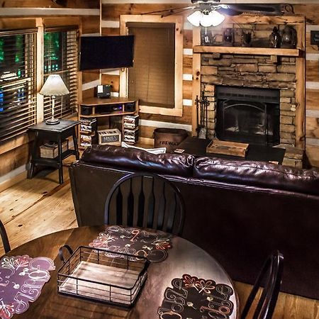 Hatfield Hideaway Pigeon Forge Ngoại thất bức ảnh